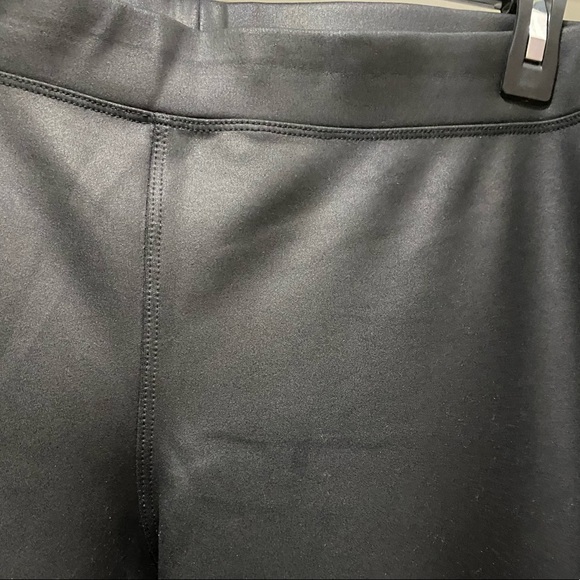 Express Vegan Leather Leggings - Picture 2 of 4